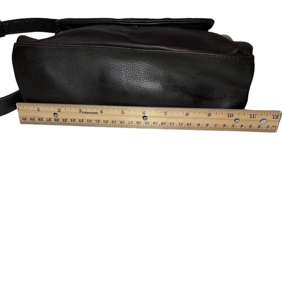 Liz Claiborne Genuine Leather Handbag Deep Brown Shoulder or Hand Held Snap - Picture 6 of 13